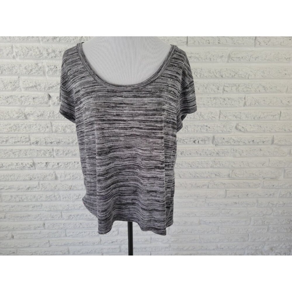 Torrid Women's 0X Plus T-Shirt Black Heather Mesh Back Cap Sleeve Stretch BLA81E